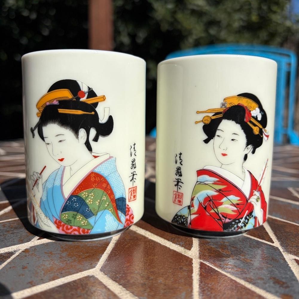 Vintage Shikino Utsawa Japanese Geisha Ceramic Cups set of 2